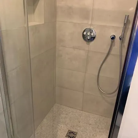 Renovated Close To Opera *