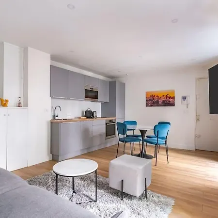 Renovated Close To Opera Apartment *