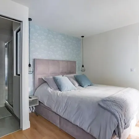 Apartment Renovated Close To Opera