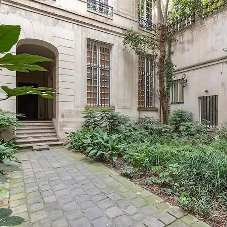 Renovated Close To Opera Paris