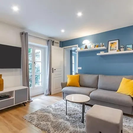 아파트 Renovated Close To Opera *